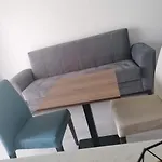 Ellenapa Apts & Studios