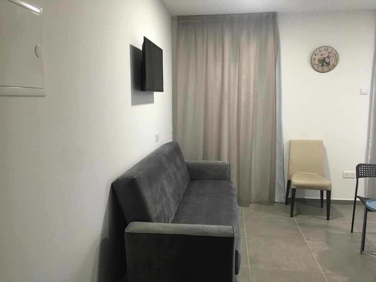 Ellenapa Apts & * Ayía Nápa