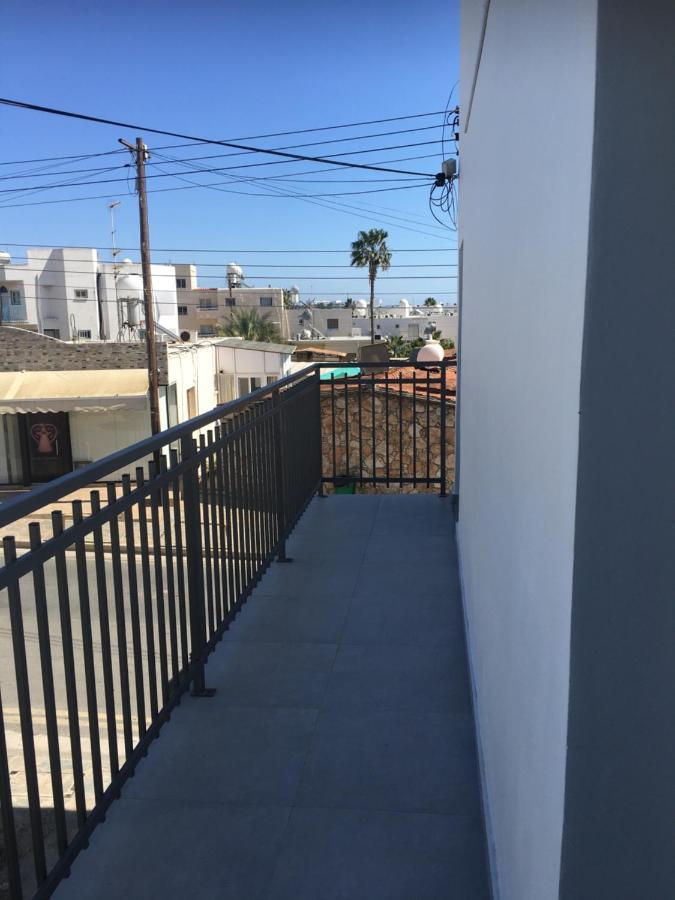 Ellenapa Apts & * Ayía Nápa