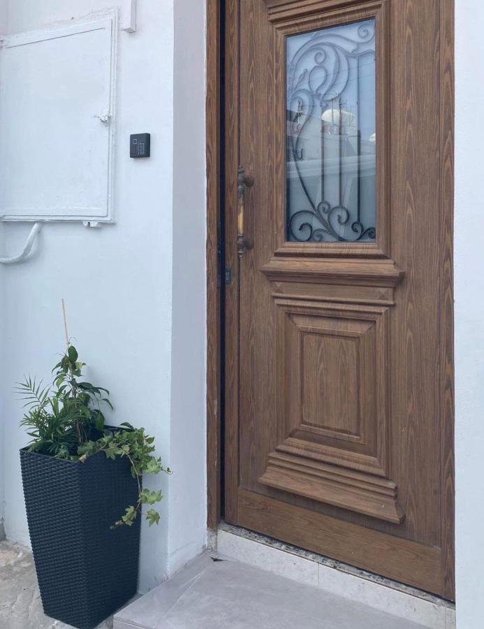 Ellenapa Apts & Appartement *